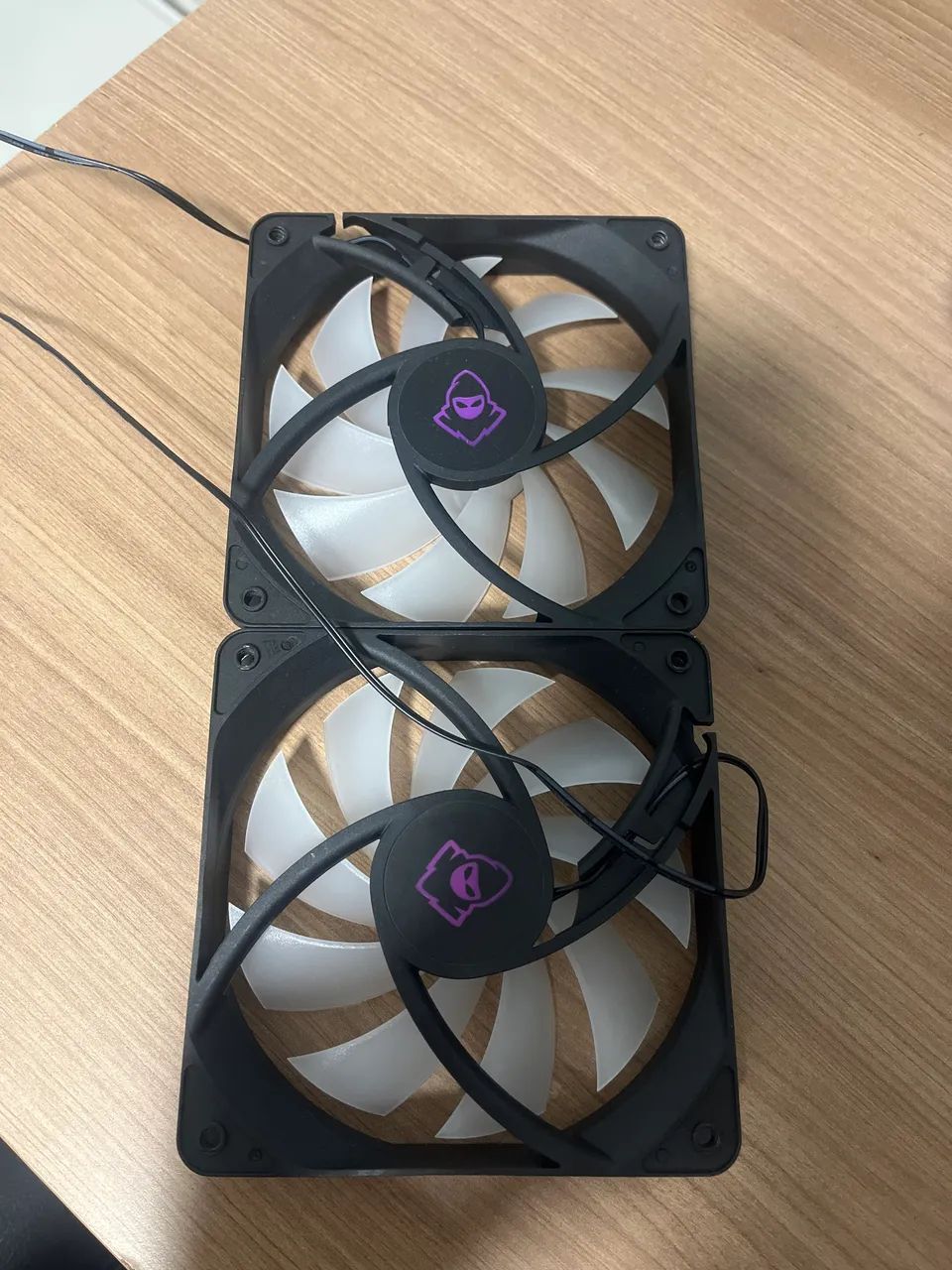 Fans RGB sem controladora