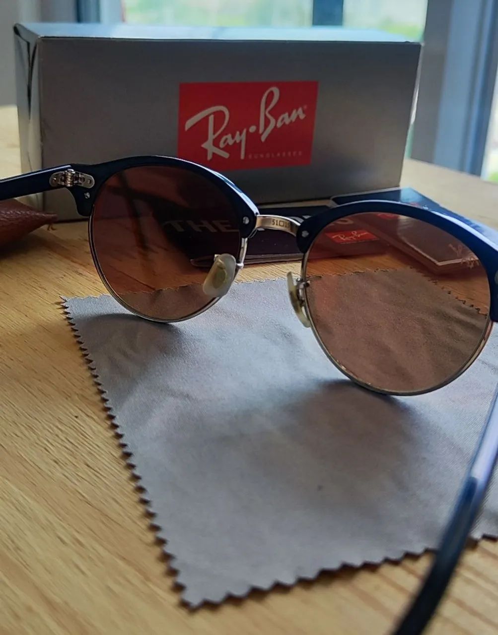 RayBan Clubmaster Rosé Original Semi Novo - Foto 3