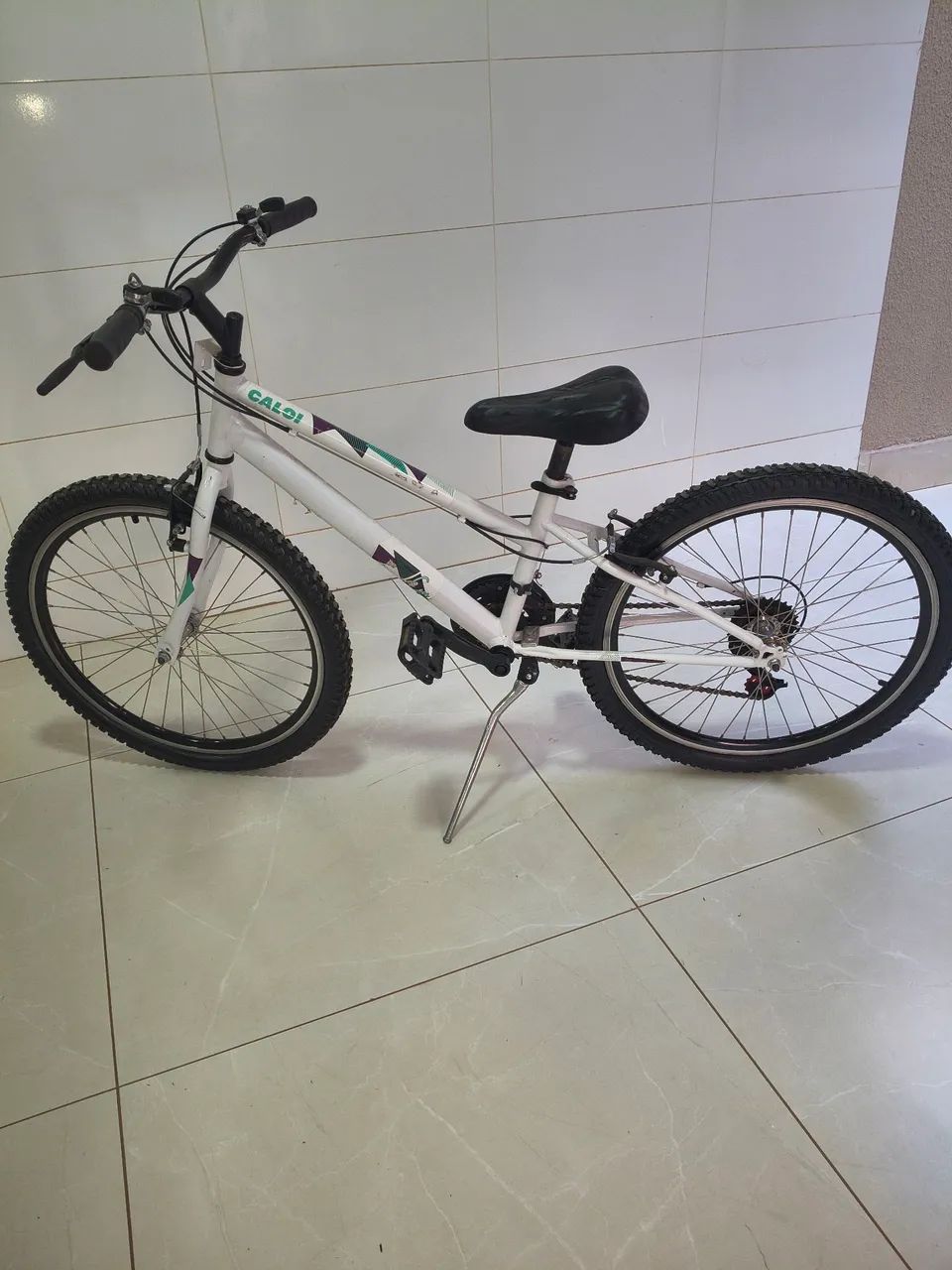 Bicicleta aro 24 semi nova - Foto 4