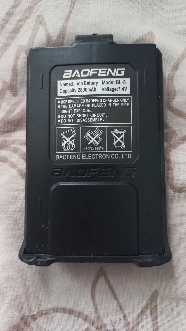 Bateria Li-ion 2.800mAh de 7.4V Baofeng 5R e 5RA