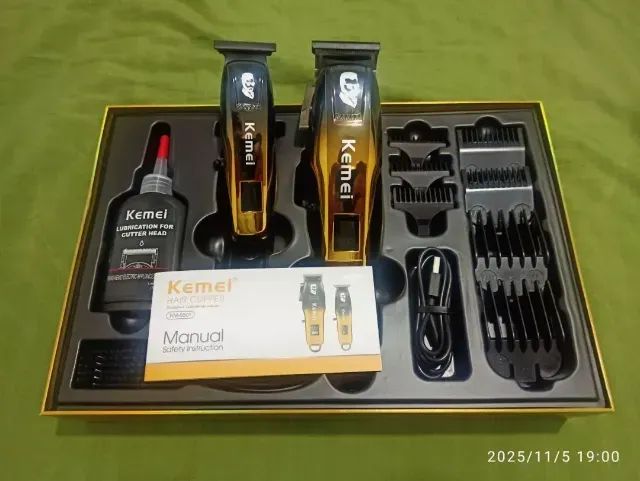 Kit Máquina de Cortar Cabelo + Máquina de Acabamento Kemei Original - Foto 4