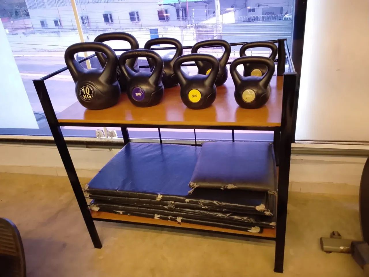 Mesa ( deita sob encomenda)