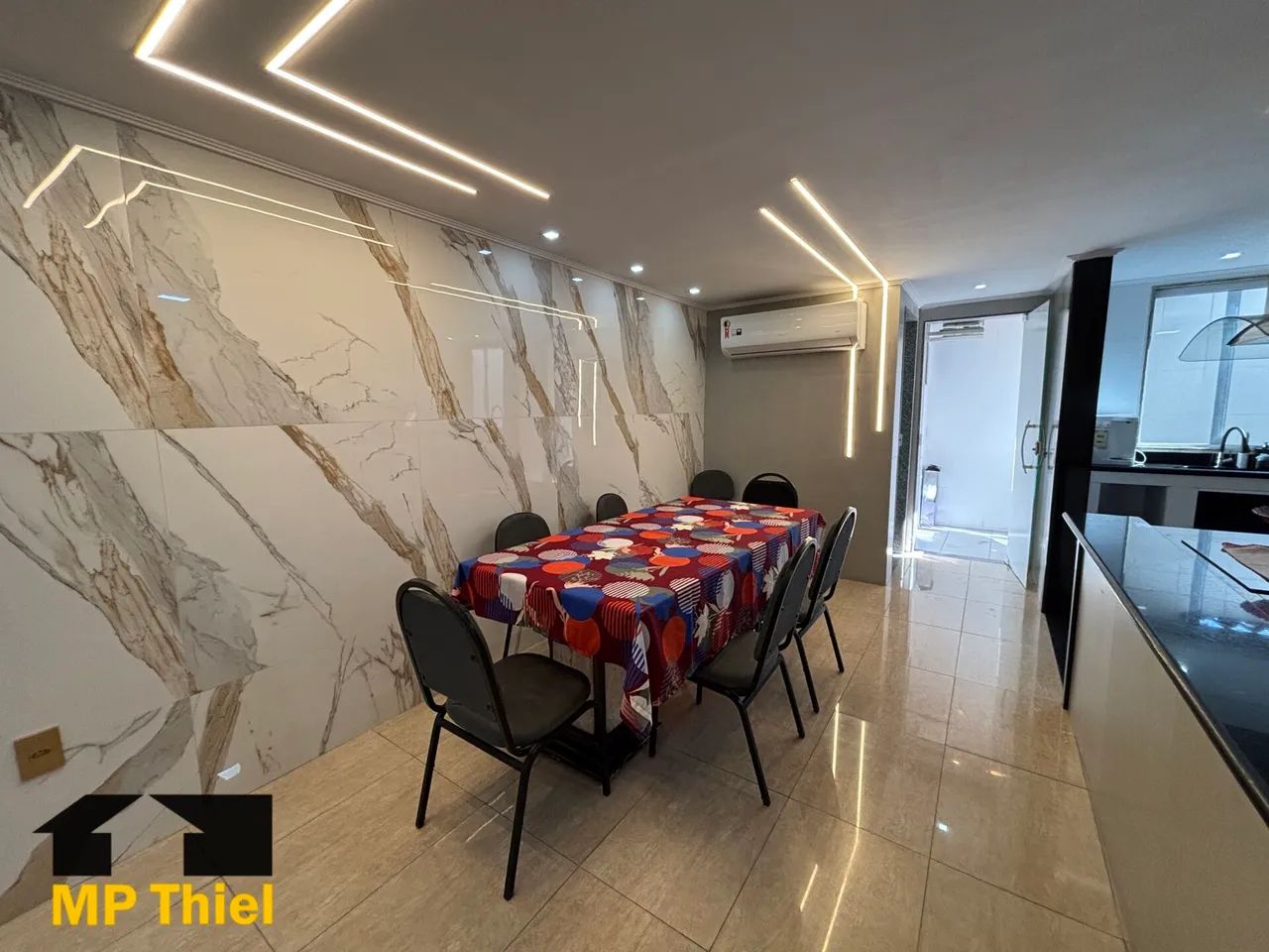 Cond. Beija-Flor I, Triplex com Terraço - Foto 5