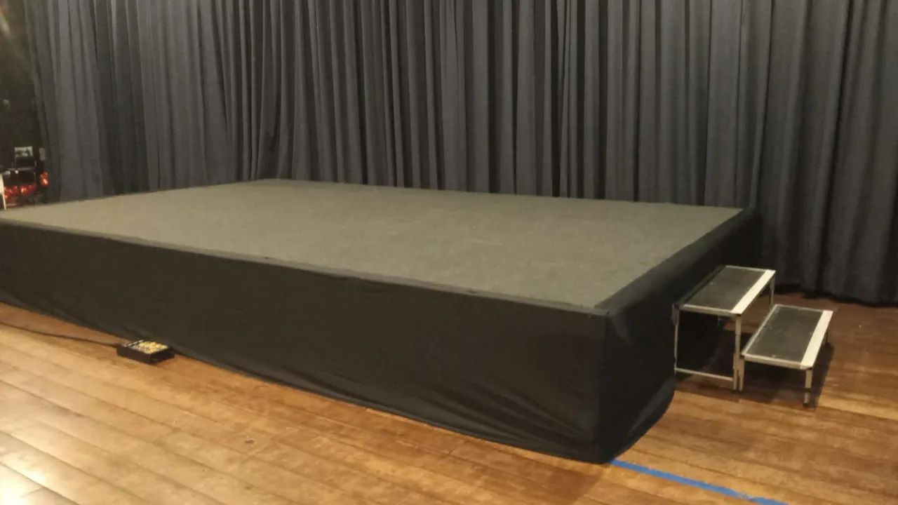 Vendo Palco Praticável 60cm a 90cm - Foto 2