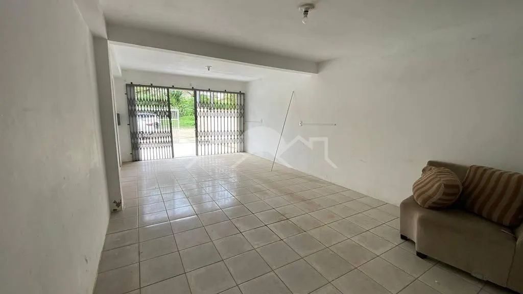 CASA COM 03 DORMITÓRIOS NO BOEHMERWALD! - Foto 3