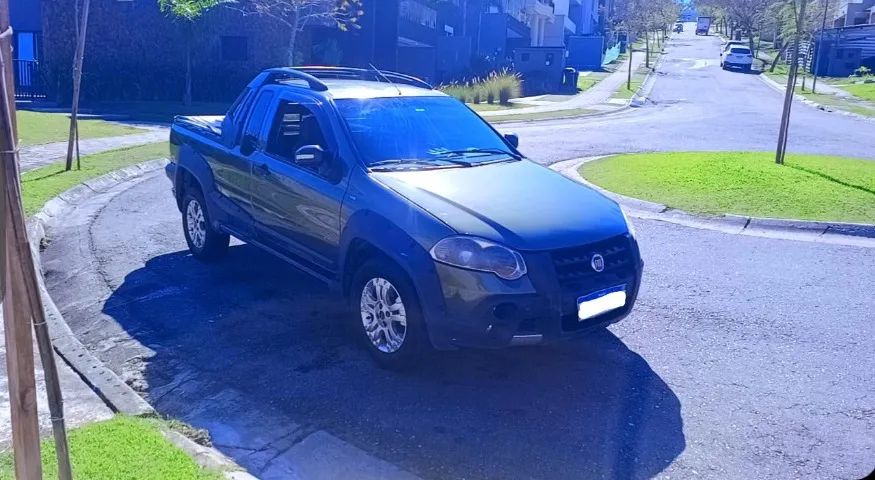 Fiat Strada Strada Adventure 1.8/ 1.8 LOCKER Flex CE 2011