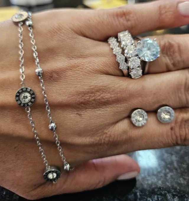 Conjunto Pulseira + Par de Brincos em Aço Inox com Zircônia (5A)