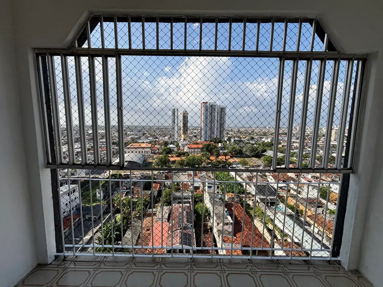 Aluguel - Apartamento com 3 dormitórios - 82 m² - Umarizal - Belém/PA - Foto 3