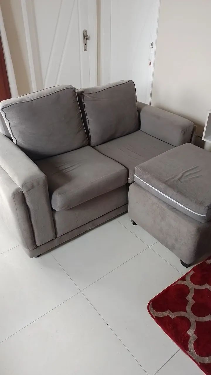Vendo Sofá 2 lugares acompanha Puff