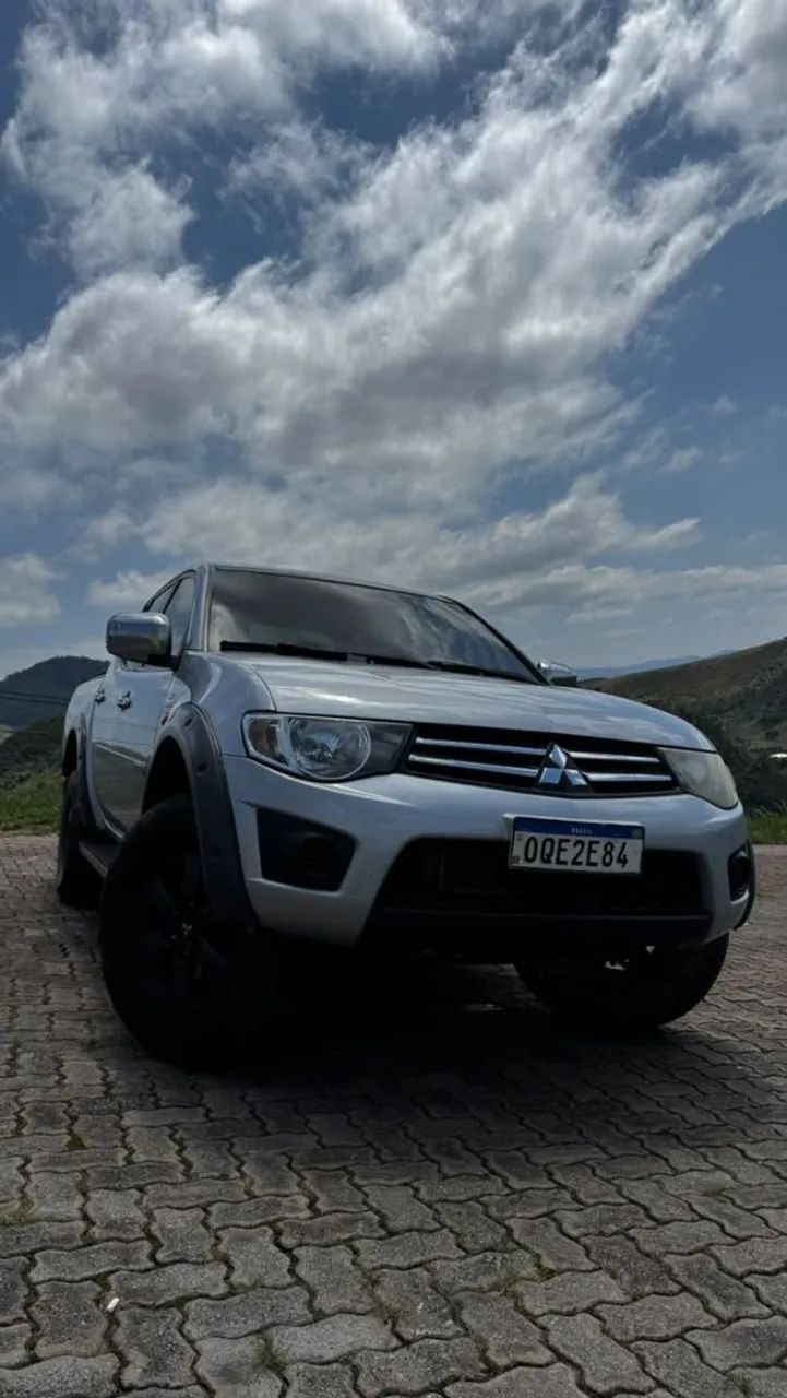 Mitsubishi L200 EVOLUTION 3.2 4X4 TB INT. DIESEL 2013