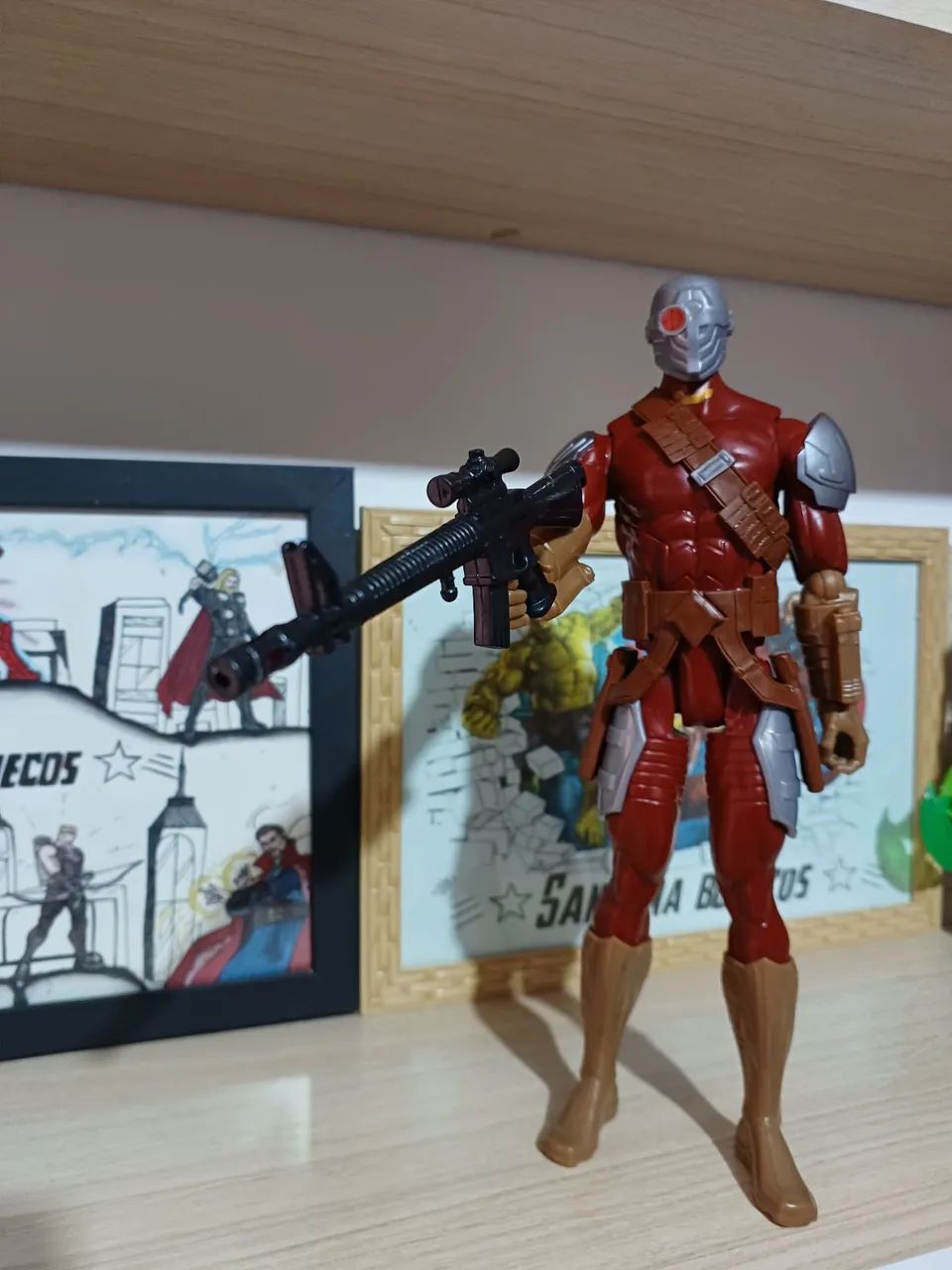 Pistoleiro 30cm original marca Hasbro  - Foto 3