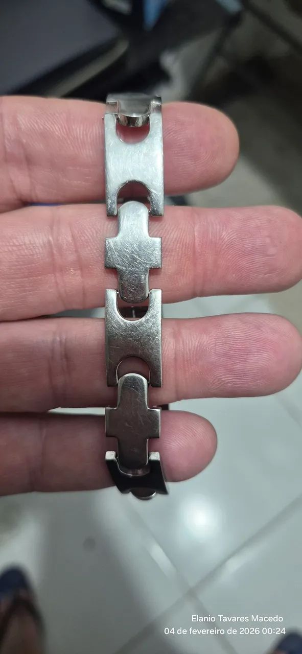 Pulseira em aço cirurgico