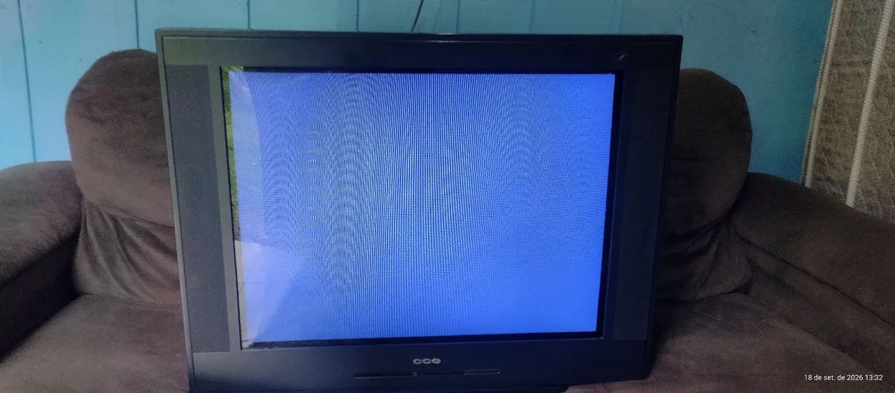 TV 29" CCE de tubo, * - Foto 2