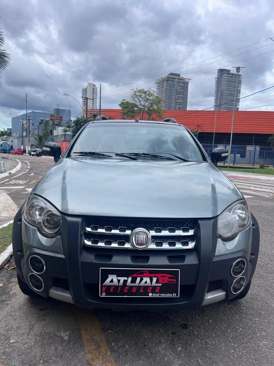 Fiat Strada Adventure1.8/ 1.8 Locker Flex CD 2012 - Foto 2