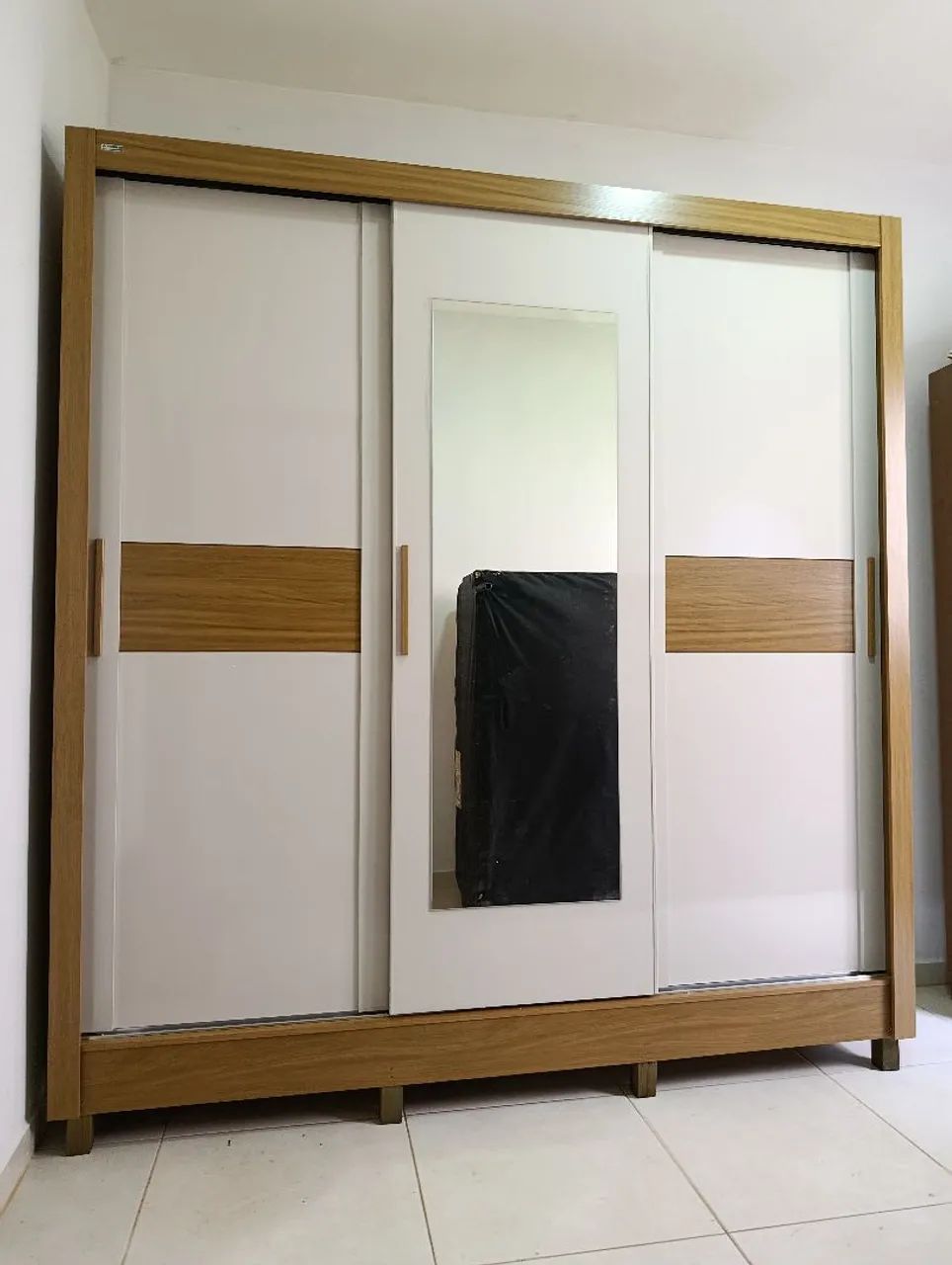 Guarda roupa casal| entrega grátis em Anápolis 