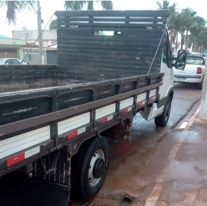 Iveco Daily Chassi 35s14 2P (e5) 2015 - Foto 4