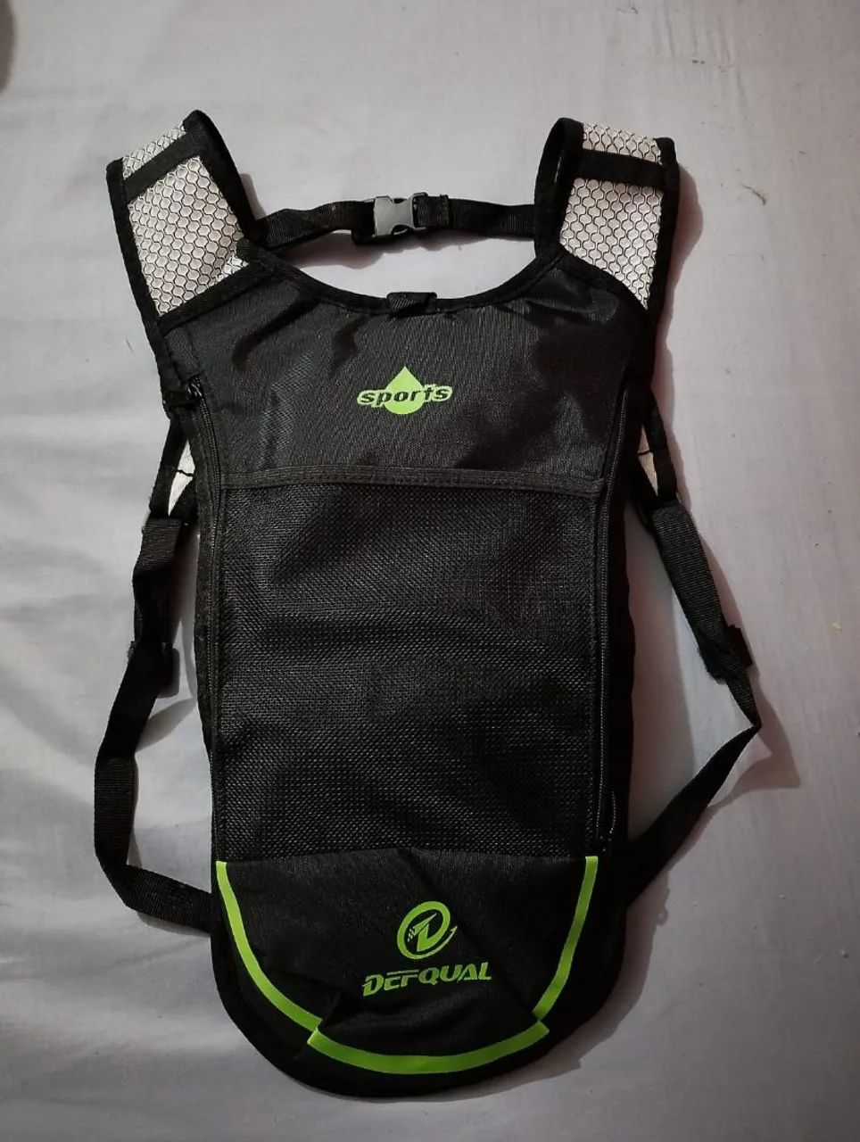 Mochila de hidratação com refil nova  - Foto 2
