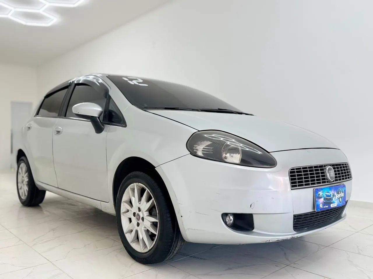 Fiat Punto Punto ATTRACTIVE 1.4 Fire Flex 8V 5p 2012