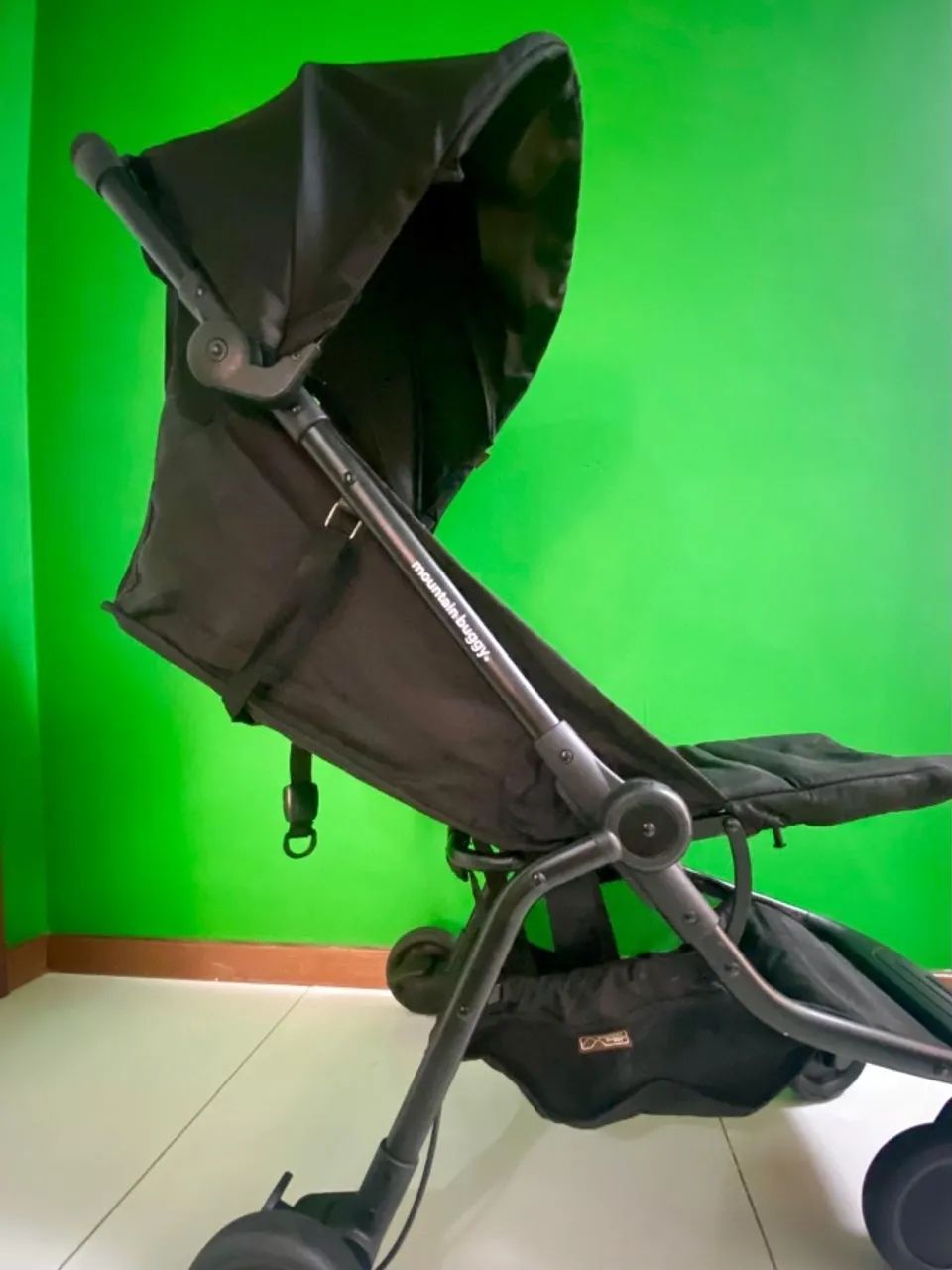 carrinho mountain buggy nano - super leve e compacto - Foto 5