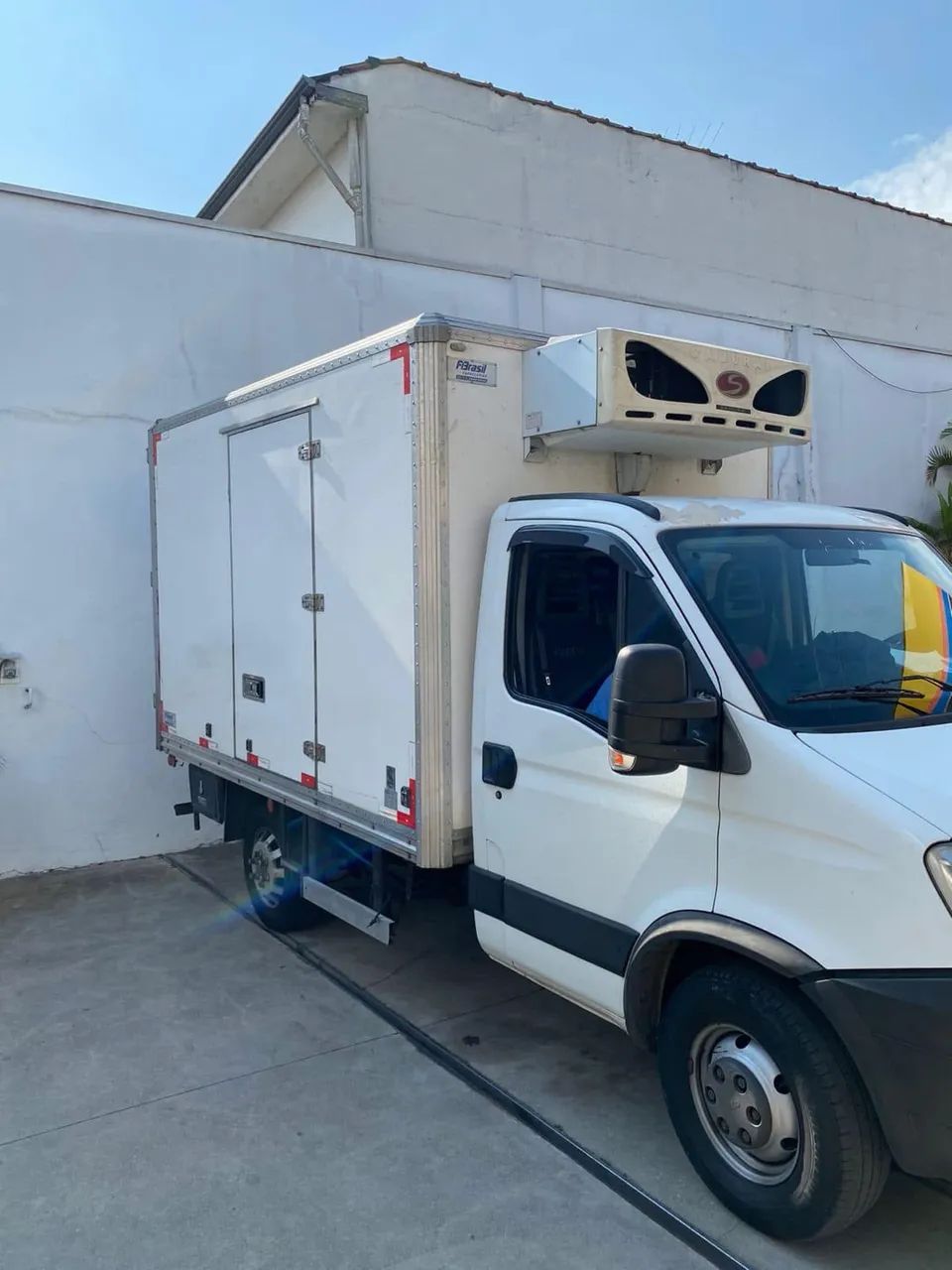 Iveco Daily 35s14 refrigerada 2019  - Foto 3