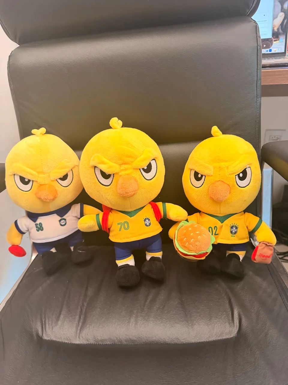 Canarinho da Copa IFood colecionáveis  - Foto 2