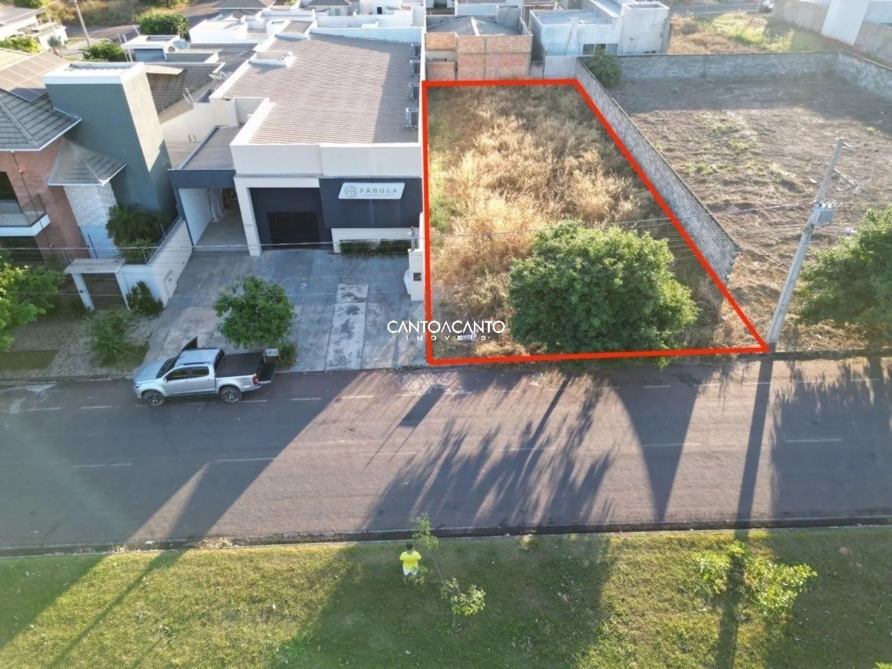 TERRENO RESIDENCIAL E COMERCIAL