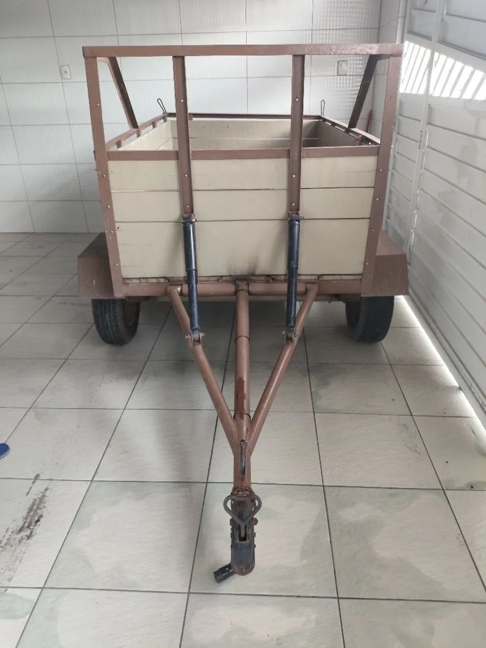 Carretinha 2 eixos 2025