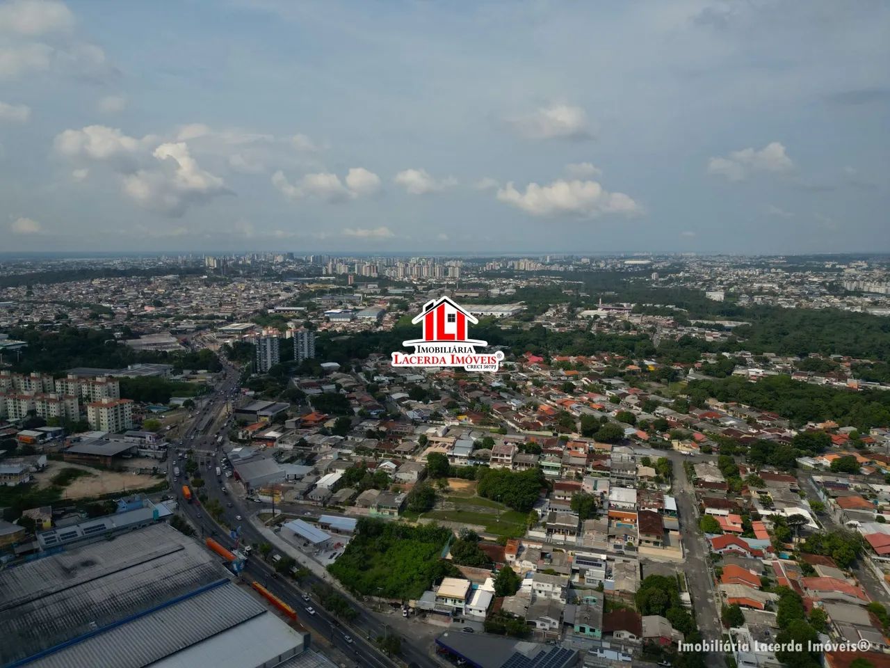 CASA NO CONJUNTO TIRADENTES - CASA 4 QUARTOS SENDO 2 SUÍTES, ESCRITÓRIO, PISCINA E ESPAÇO  - Foto 11