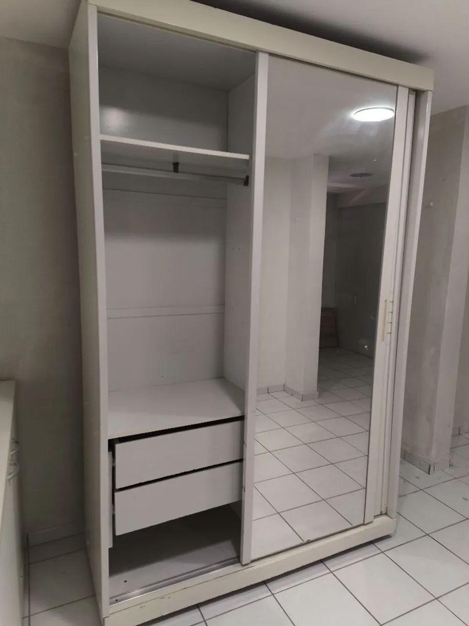 Guarda roupa branco - Foto 2