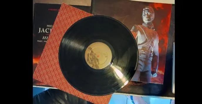  Michael Jackson history Disco de Vinil ( em perfeito estado)<br>R$ 999,00 - Foto 4