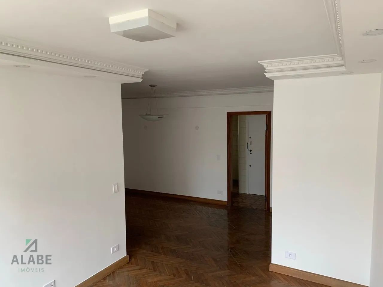 Apartamento para venda em Moema com 3 quartos, sendo 1 suíte, 100m² - Foto 3