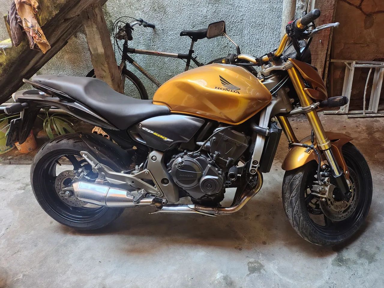 CB 600F HORNET - Foto 2