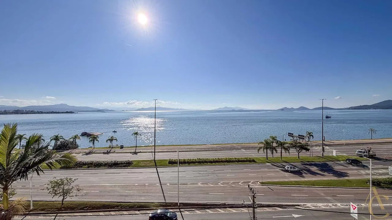 Apartamento para alugar - 4 quartos sendo 1 suíte - Centro | Florianópolis/SC - Foto 3