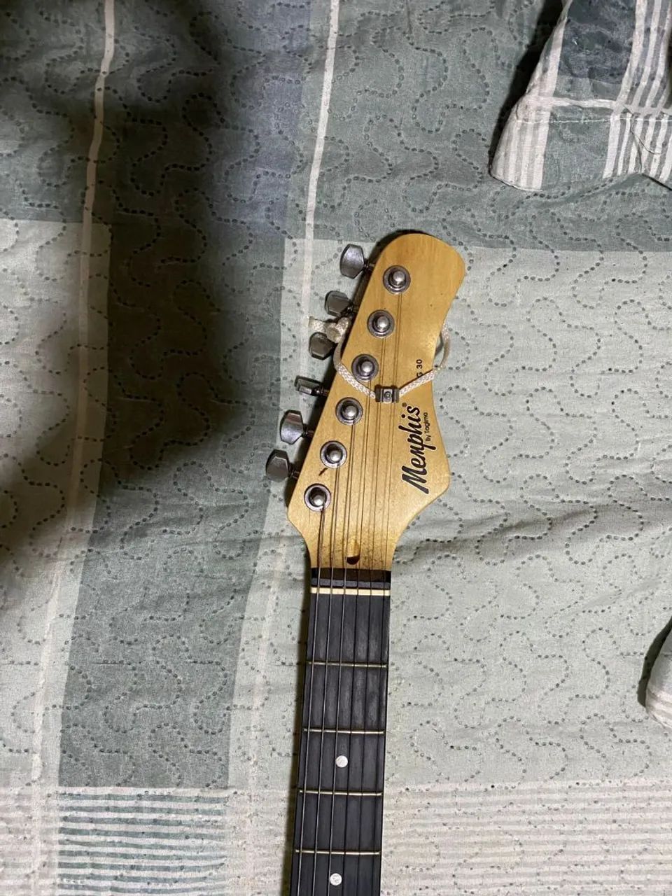 Guitarra - Foto 3