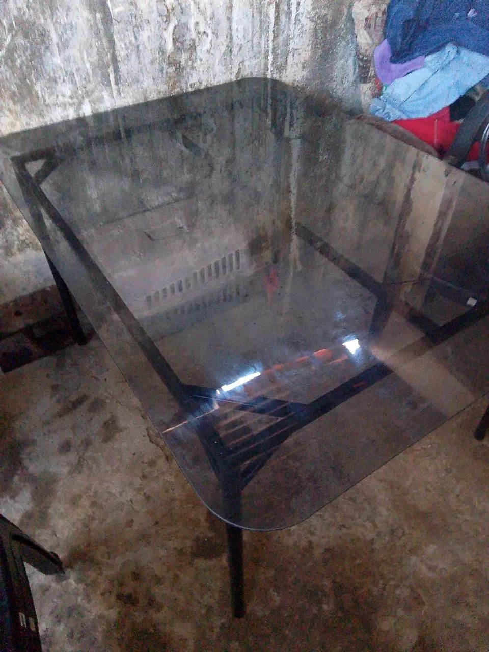 Mesa de vidro 466451154275543041