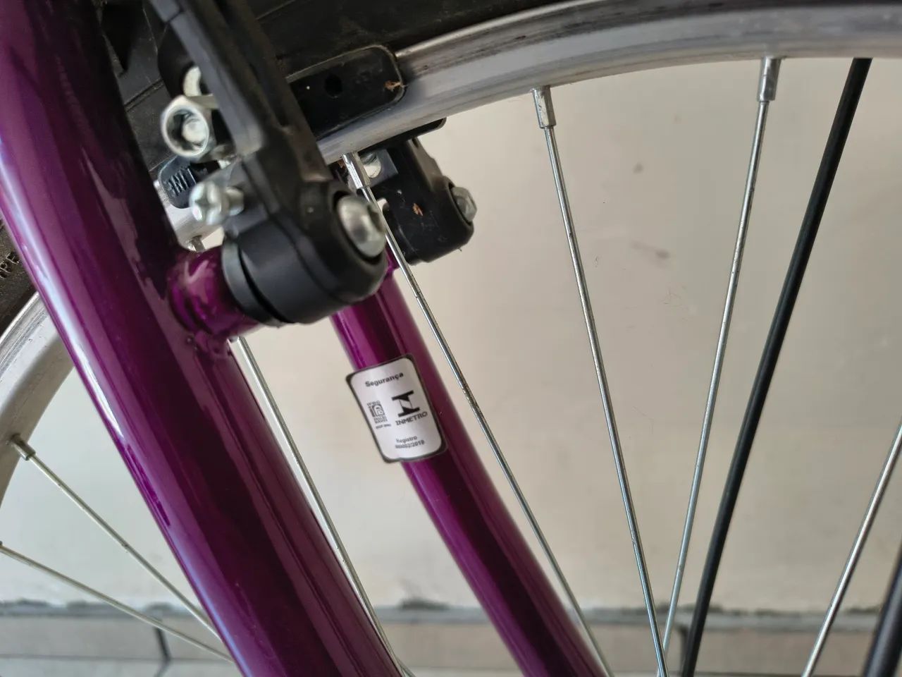 Bicicleta 21 marchas muito nova - Foto 4