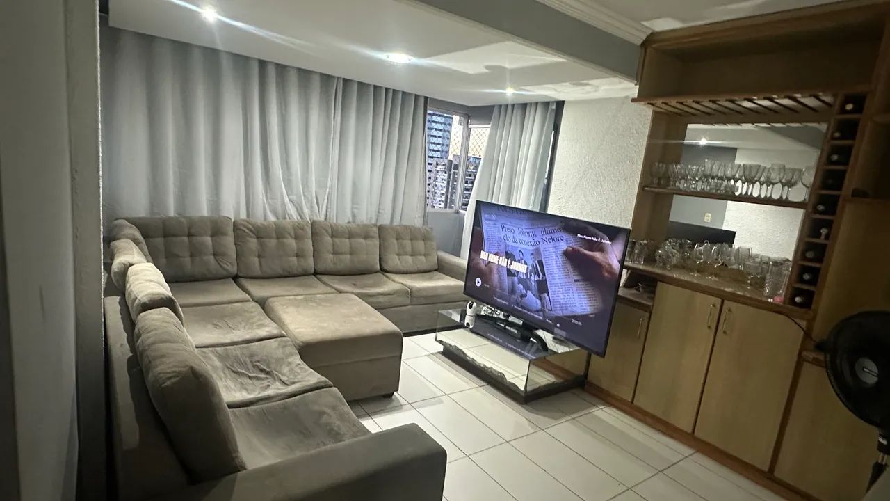 Sofá 7 lugares + Puff