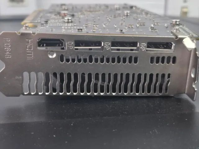RX 580 8 GB com defeito - Foto 4