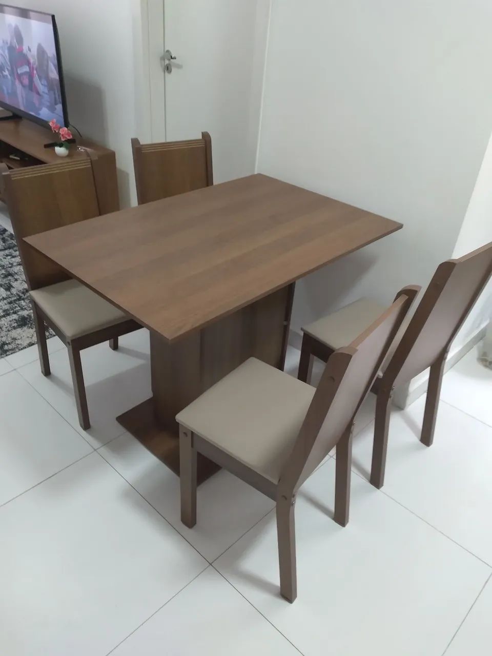 Mesa e Cadeiras  - Foto 2