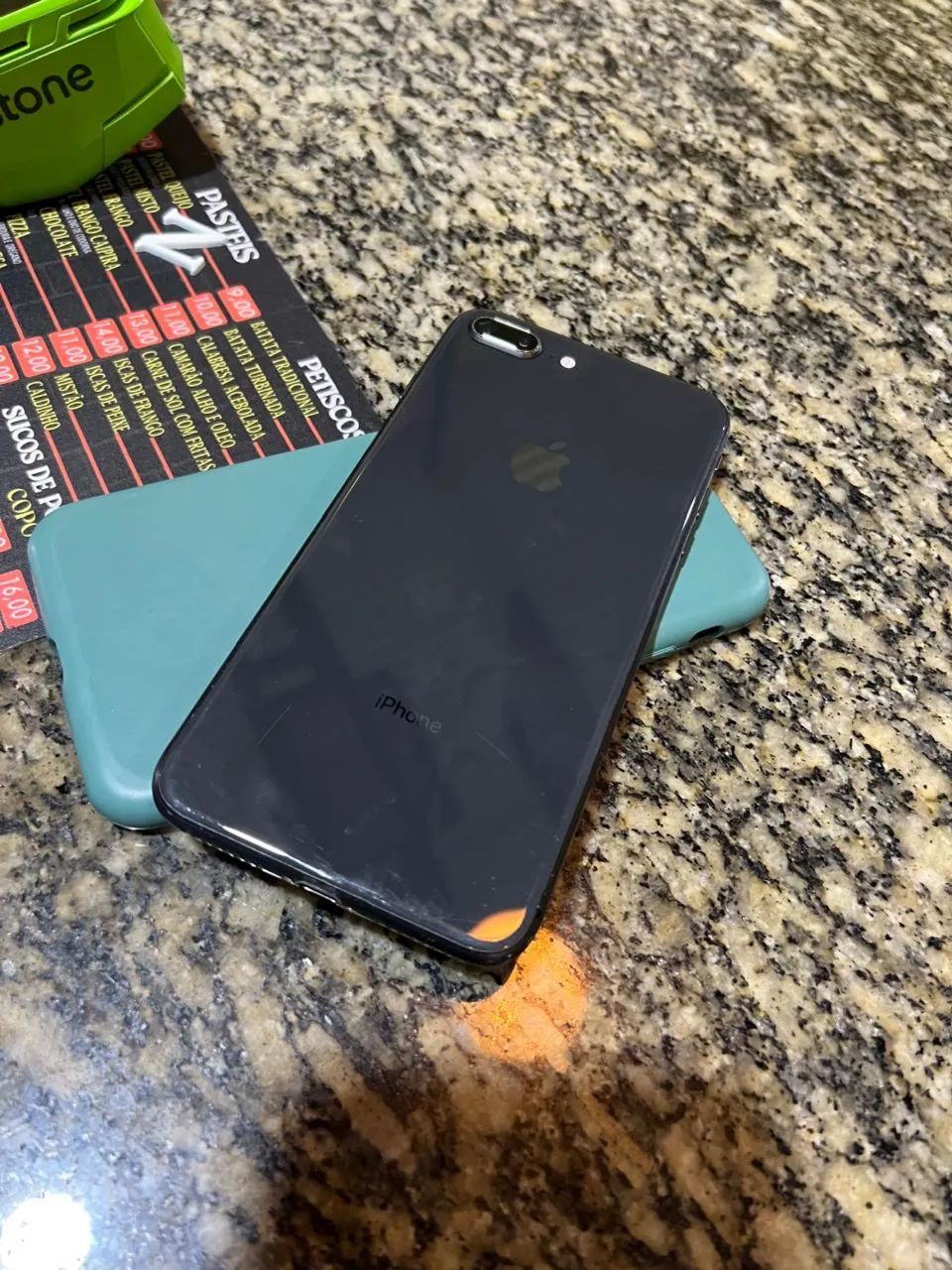 iPhone 8 Plus - Celulares e Smartphones - Mandacaru, João Pessoa