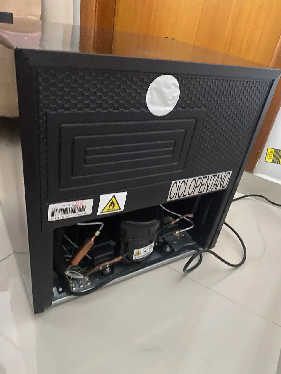 Frigobar 45L - Midea - Foto 3