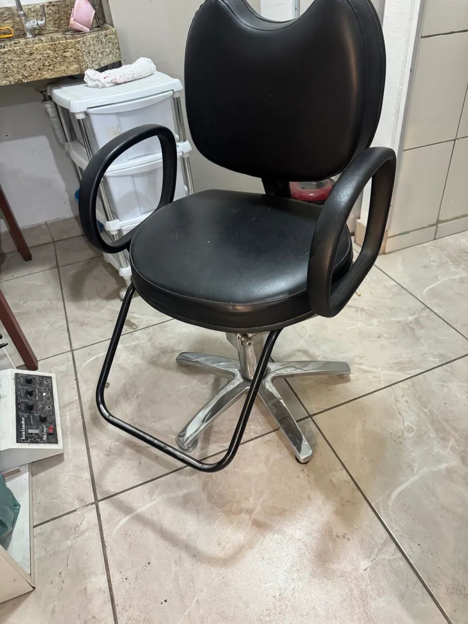 Cadeira de cabeleireiro  - Foto 2