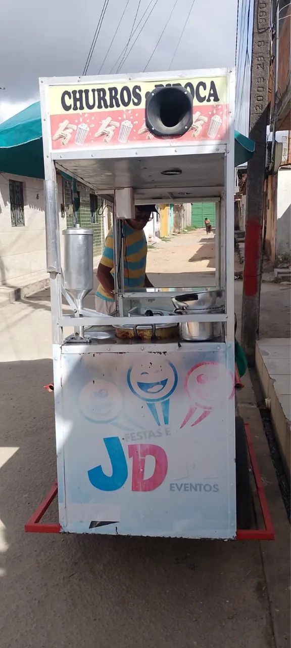 Carrinho de churros e pipoca 