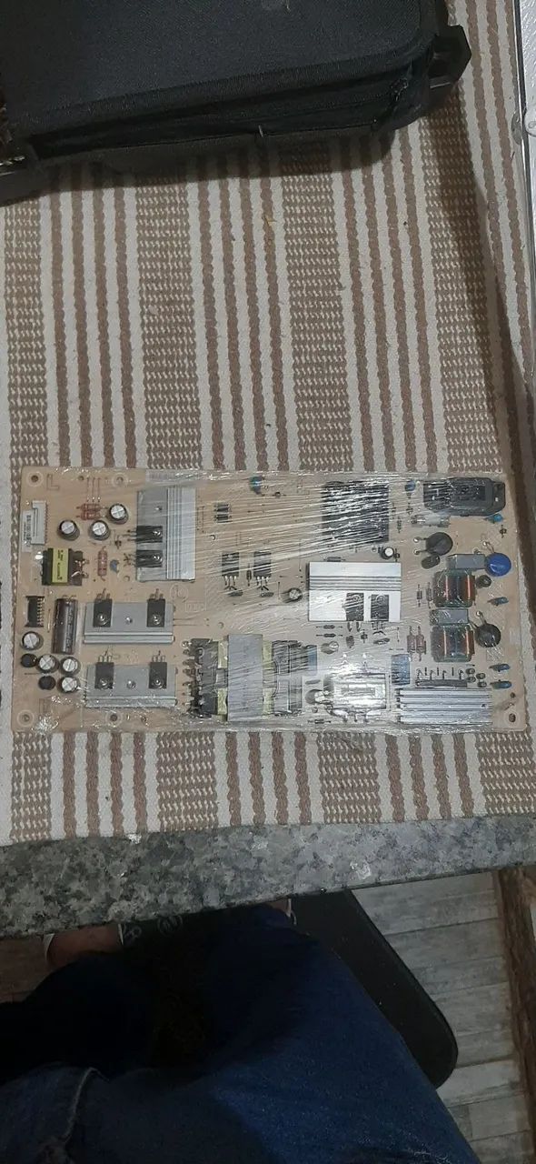Fonte da  tv philips 55pug6513/78