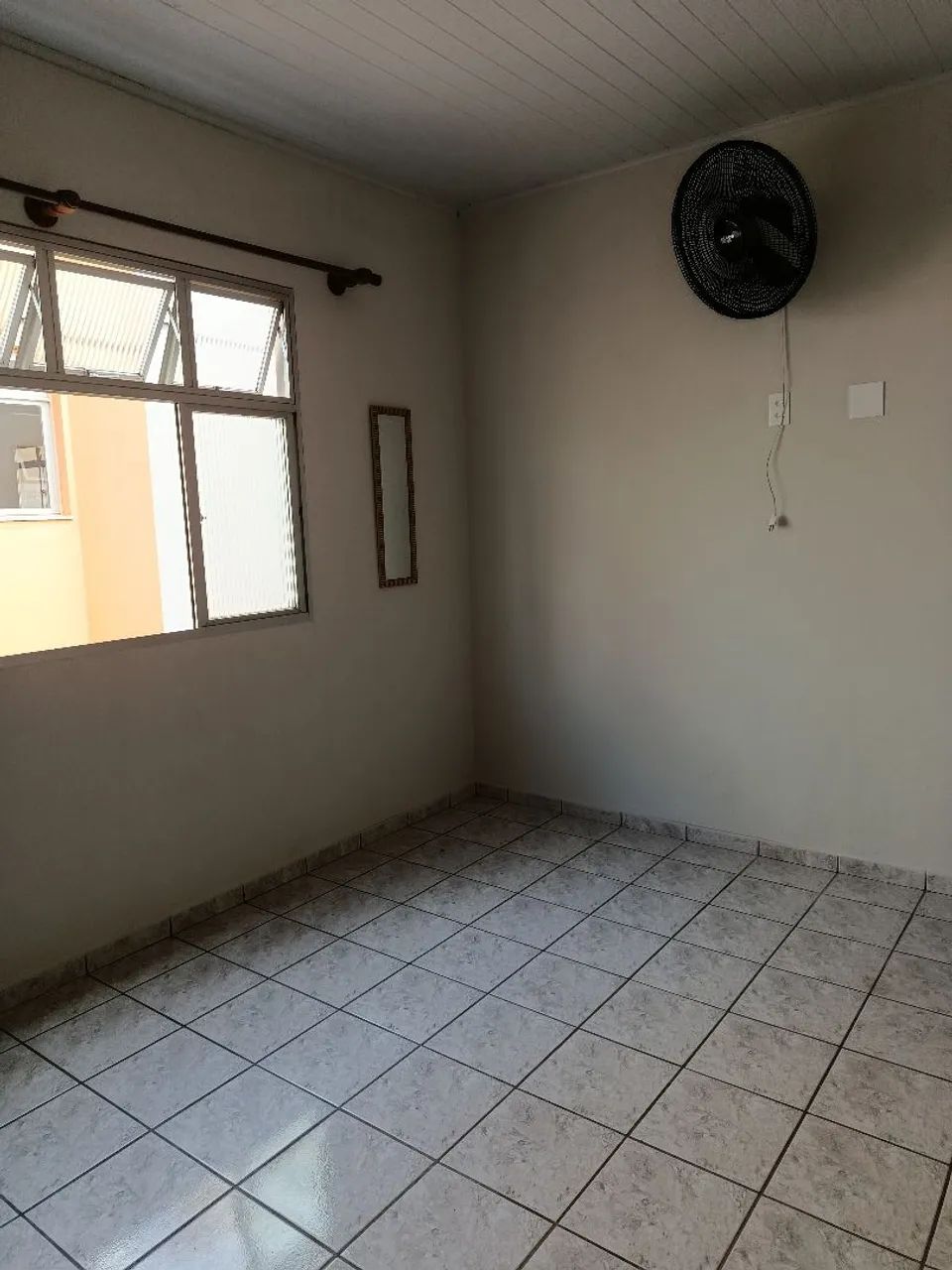 Alugo Apartamento Anual - Foto 2
