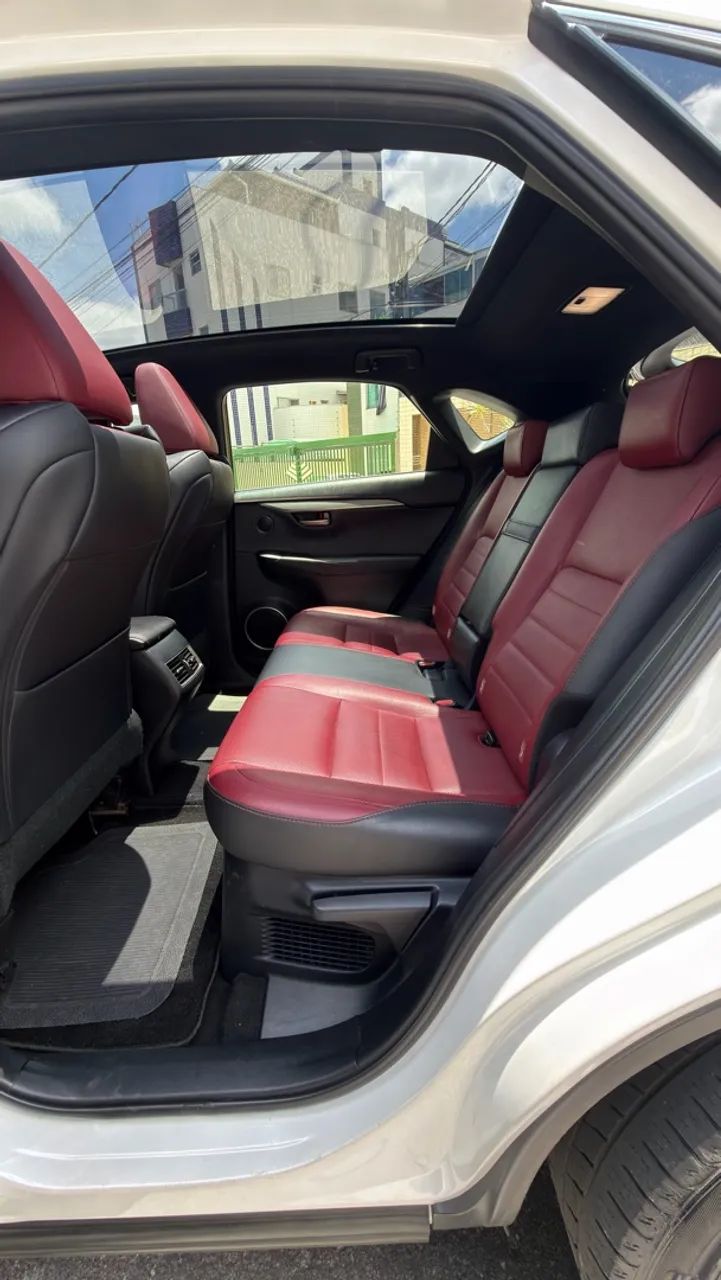 Lexus NX-200t F-sport 2.0 16V 238cv Aut., foto 6 de 10