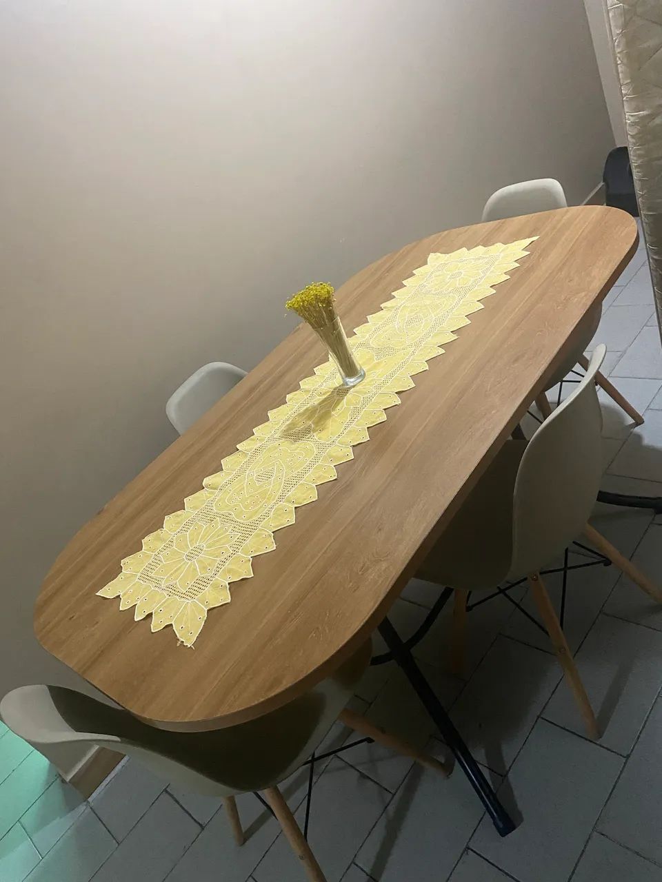 Mesa + 4 cadeiras  - Foto 4