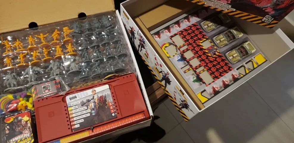 Zombicide 2ª Edição - Versão pt-br  - Foto 2