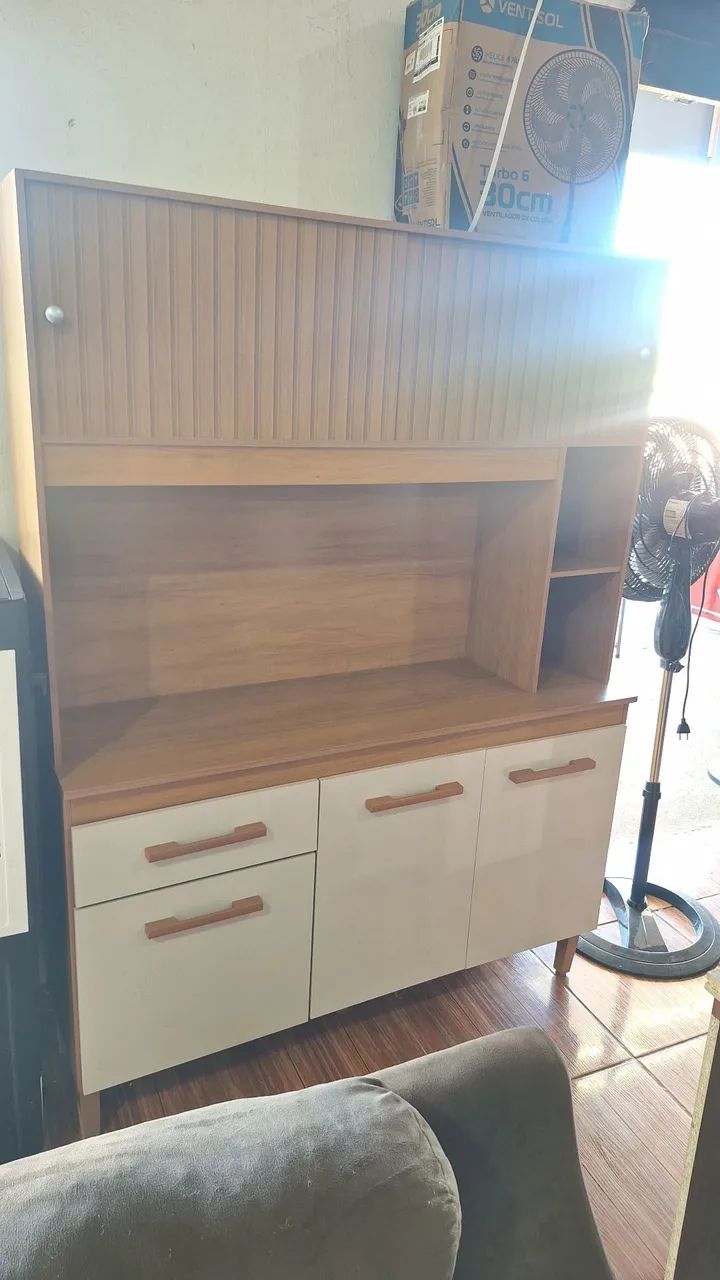 Armário de cozinha novo 