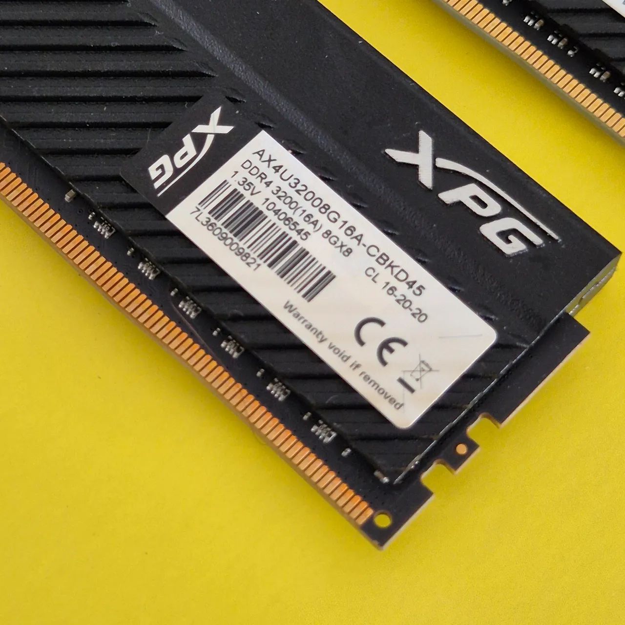 Kit Memória DDR4 3200 2x8gb XPG - Foto 3